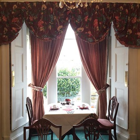 Charlotte House Hotel ピーターバラ エクステリア 写真