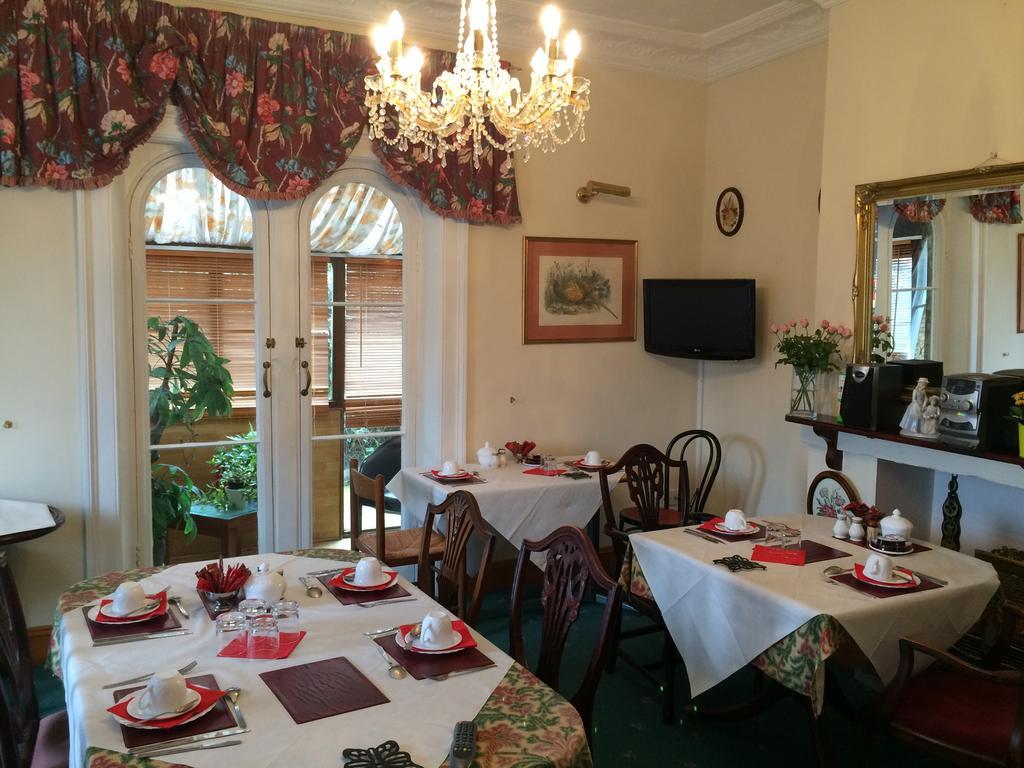 Charlotte House Hotel ピーターバラ エクステリア 写真